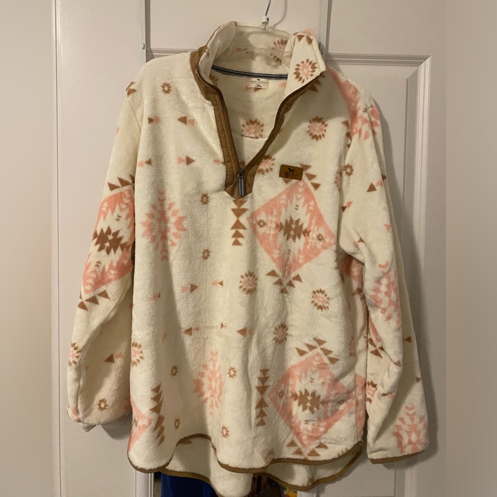 Simply southern pullover